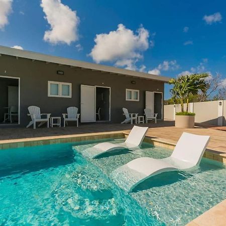 Piece Of Paradise Palm Beach Exterior photo