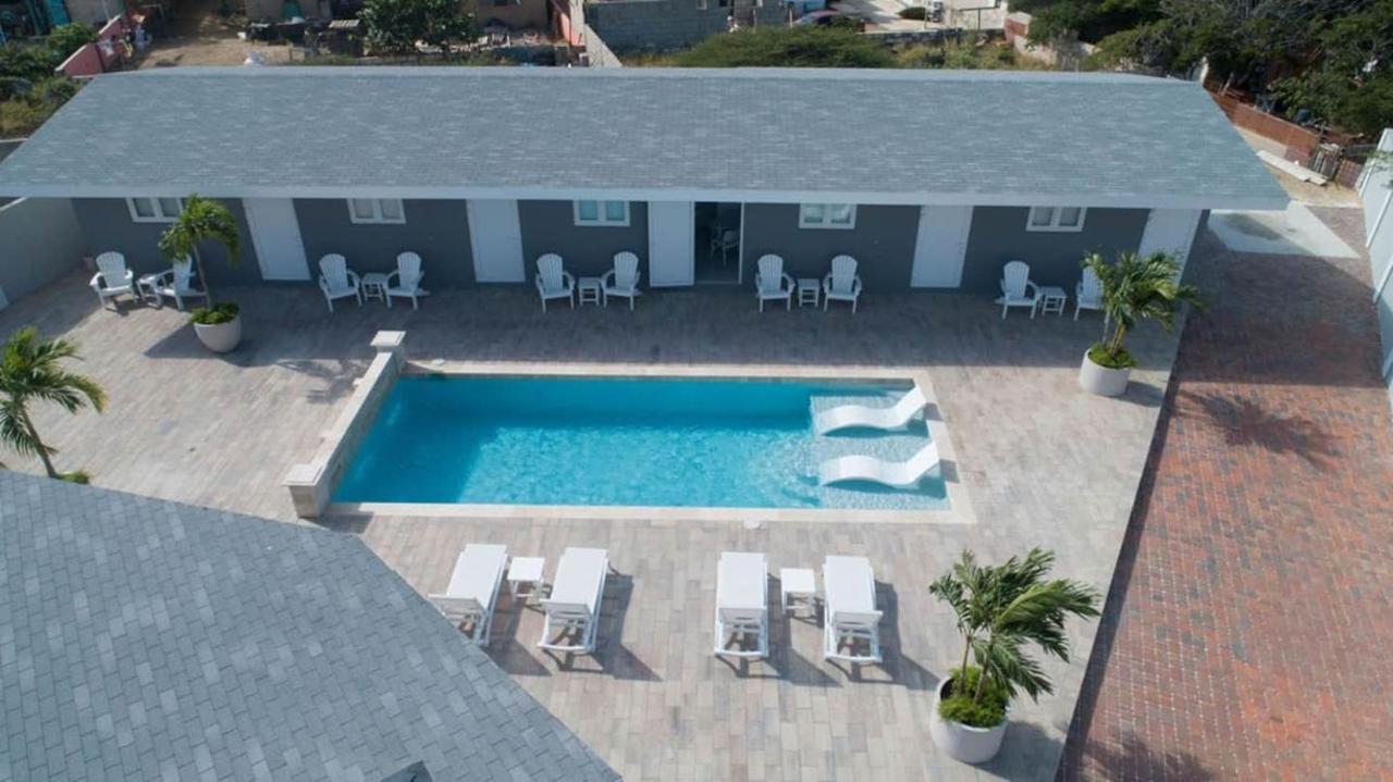 Piece Of Paradise Palm Beach Exterior photo